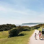 Sea-haven On Sunrise The Bay Step Free * Filey